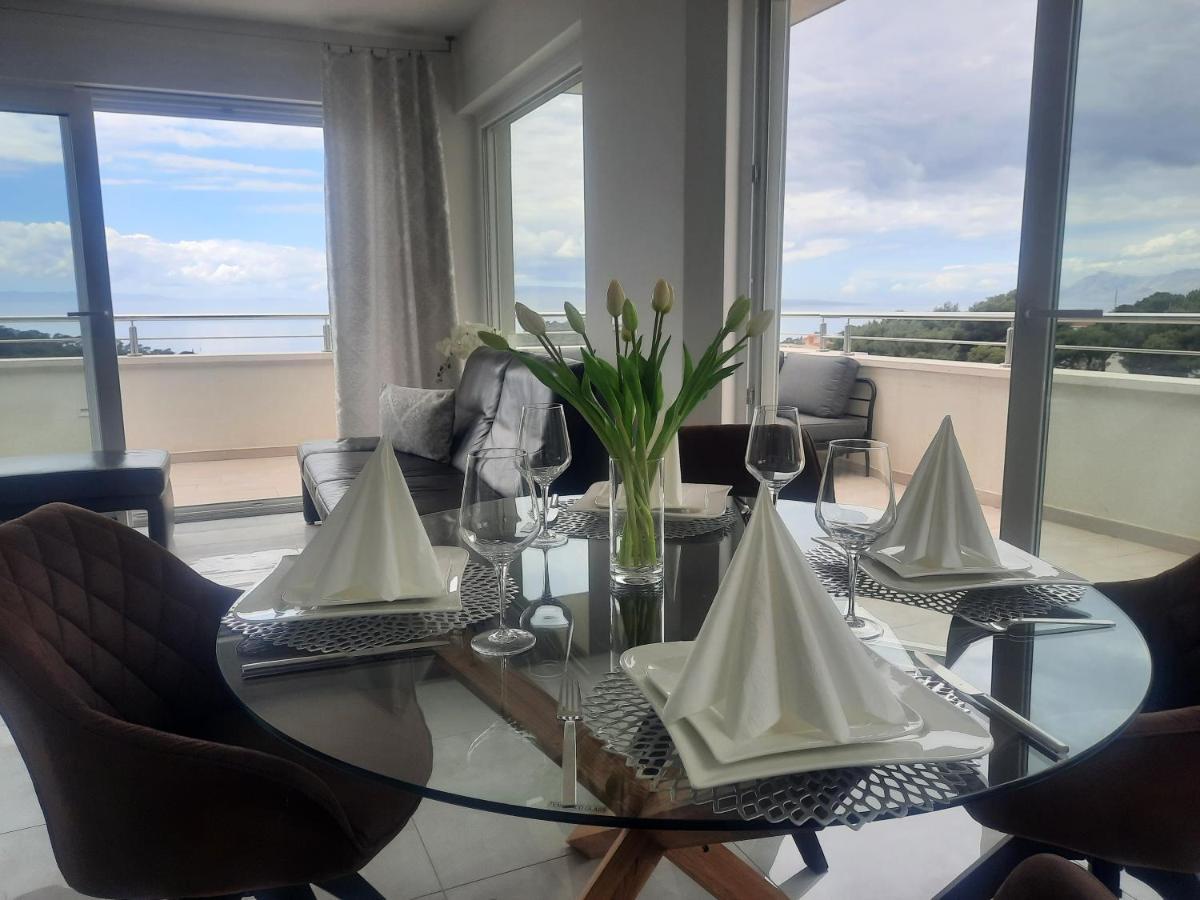 Apartment Anny De Luxe With Sea View Makarska Kültér fotó